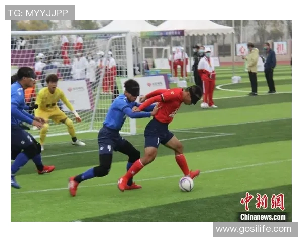 足球明星捂耳朵瞬间视频素材分享引发热议与讨论