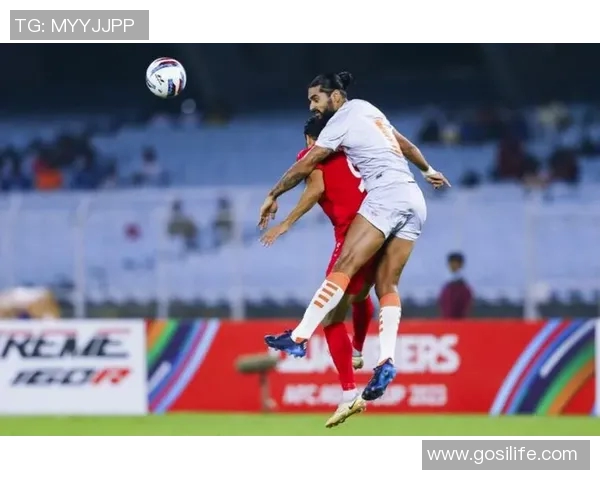 武汉足球队以84分稳居挑战赛积分榜首位争夺冠军之路愈加明朗