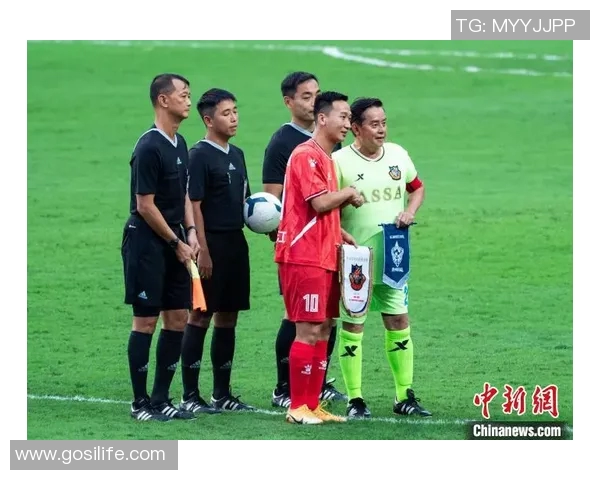 足球明星独特姿势大揭秘男士专属魅力瞬间尽显风采