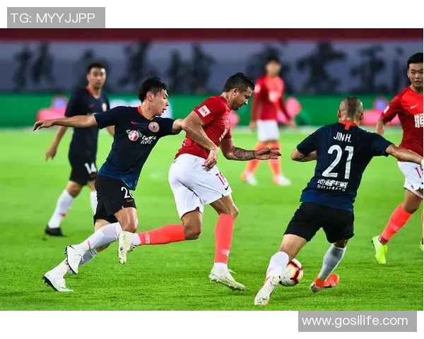 成都网球队以76分领跑全国锦标赛积分榜展现强劲实力 成都网球队以76分领跑全国锦标赛积分榜展现强劲实力